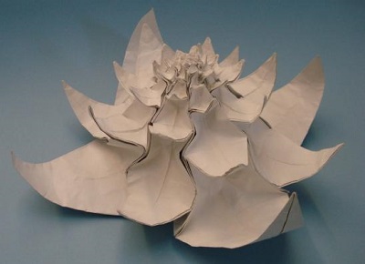 Origami 'artichoke', designed and folded by Kenny Baclawski.